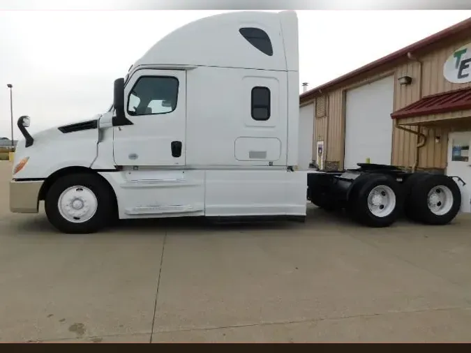 2020 Freightliner Cascadia