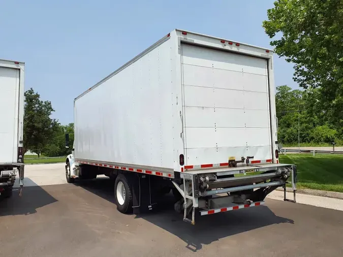 2020 FREIGHTLINER M2 106