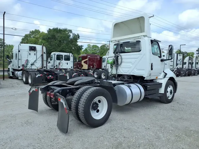 2020 NAVISTAR INTERNATIONAL RH613 DAYCAB S/A