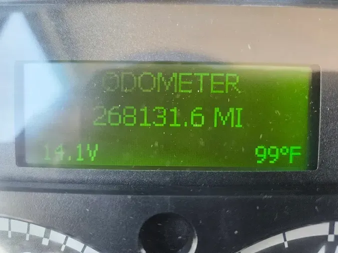 2020 FREIGHTLINER M2 106