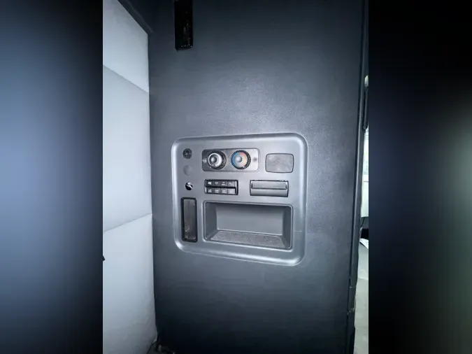 2022 FREIGHTLINER Cascadia 126d2bbca590a22f4f362d792f8de31a02b