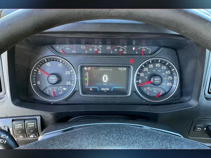 2021 INT LT625 6x4