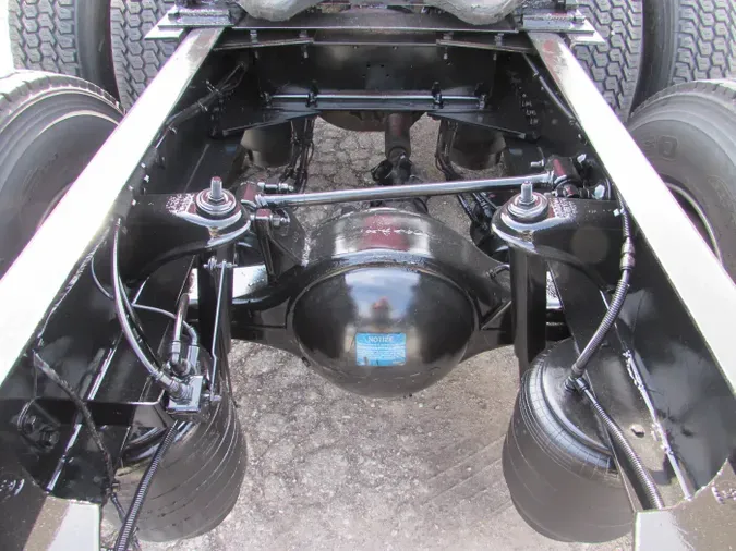 2022 Kenworth T680