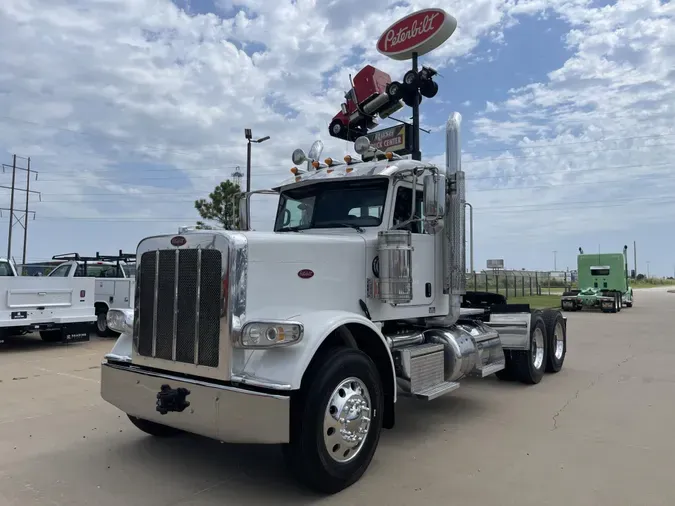 2018 Peterbilt 389d2bfbfa495942a72a717dc9d3a4c0ba5