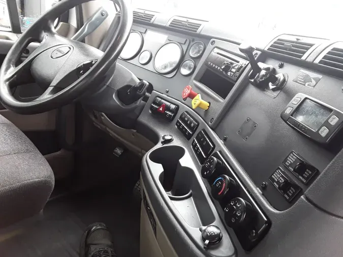 2018 FREIGHTLINER/MERCEDES CASCADIA 125