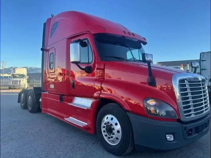 2019 FREIGHTLINER/MERCEDES CASCADIA 125