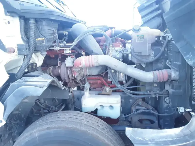 2020 NAVISTAR INTERNATIONAL LT625 DAYCAB T/A