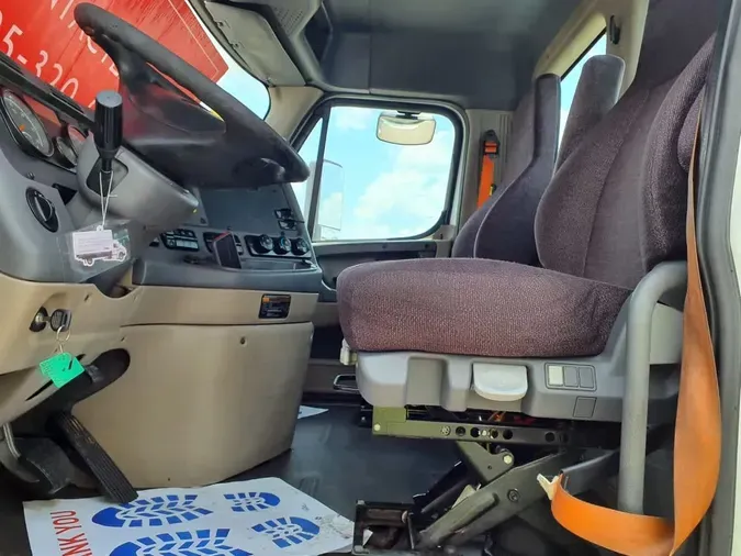 2016 FREIGHTLINER CASCADIA 125