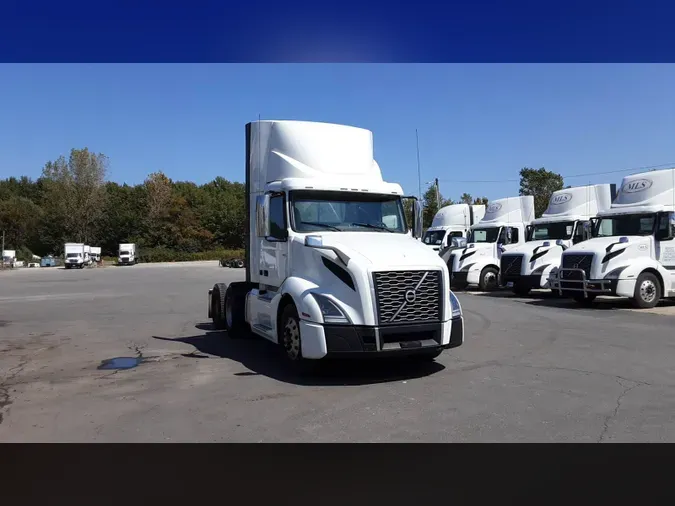 2018 Volvo VNL300d2de32331e1e713927d1d1ee54be3f07