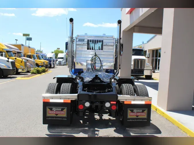 2024 Peterbilt 389