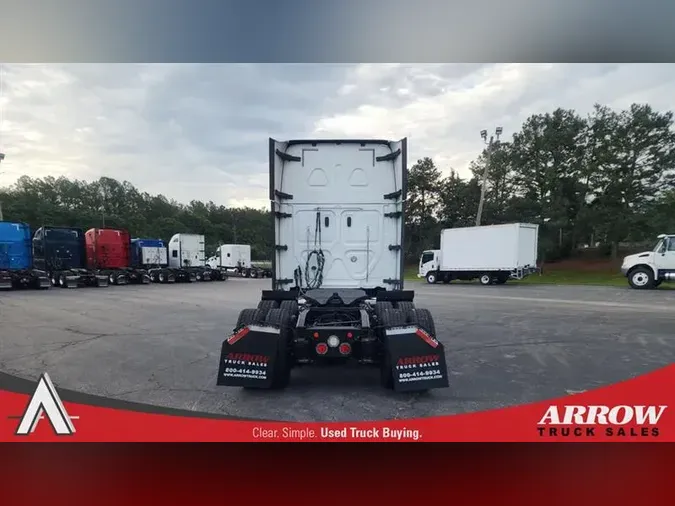 2020 FREIGHTLINER CA126