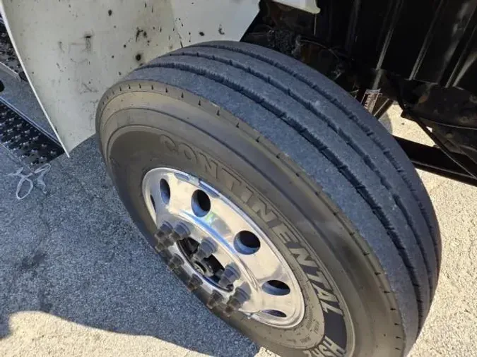 2019 International 4300