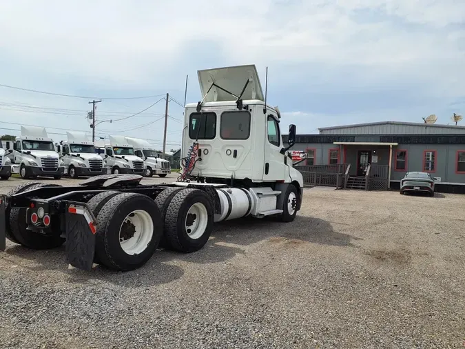 2020 FREIGHTLINER NEW CASCADIA PX12664