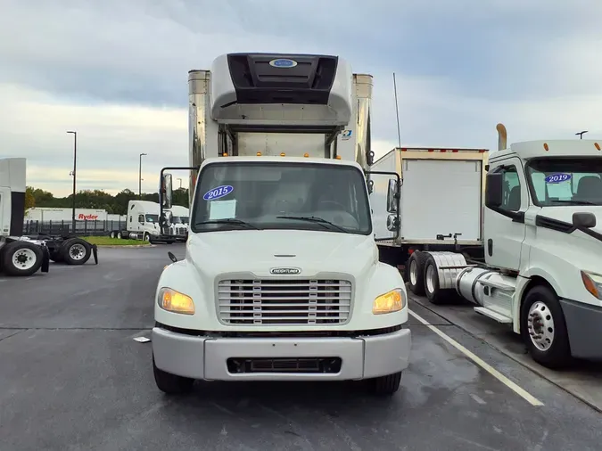 2015 FREIGHTLINER/MERCEDES M2 106