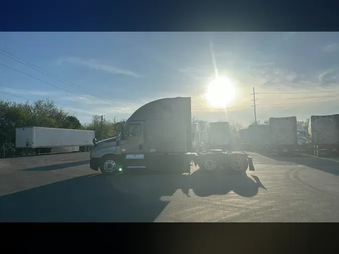2024 Freightliner Cascadia