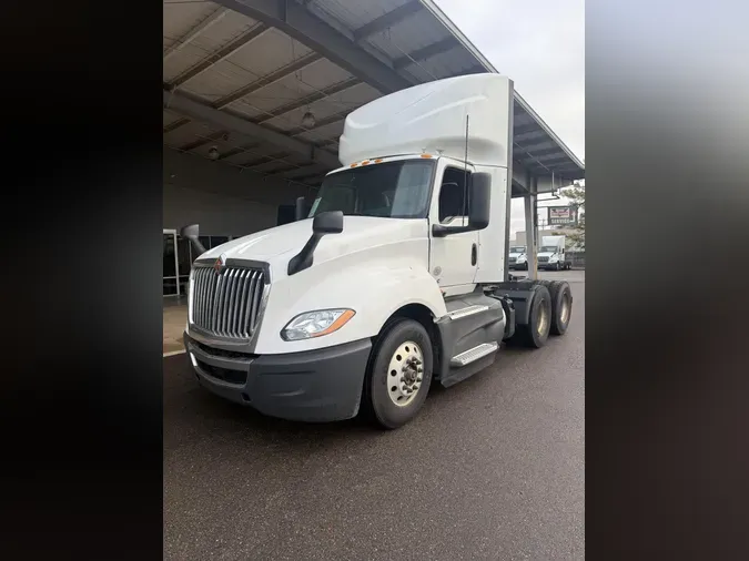 2021 International LT625