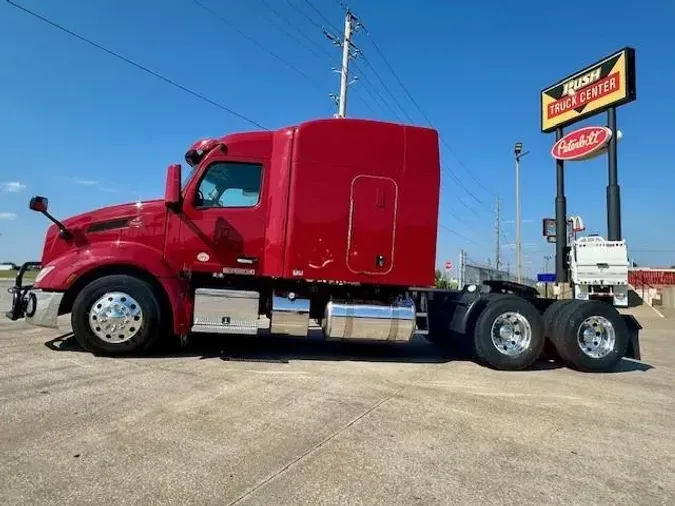 2022 Peterbilt 579