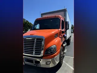 2018 FREIGHTLINER/MERCEDES CASCADIA 113