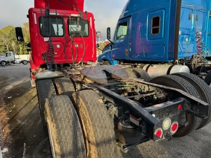 2019 FREIGHTLINER/MERCEDES CASCADIA 125