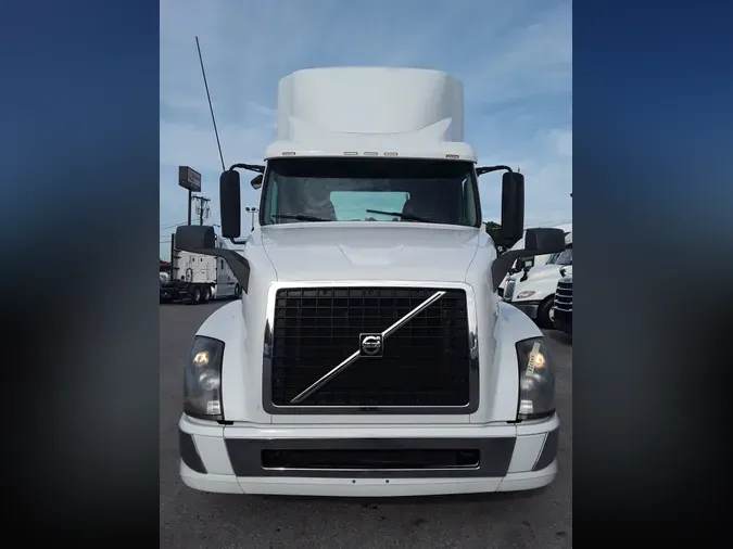 2018 VOLVO VNL64TRACTOR