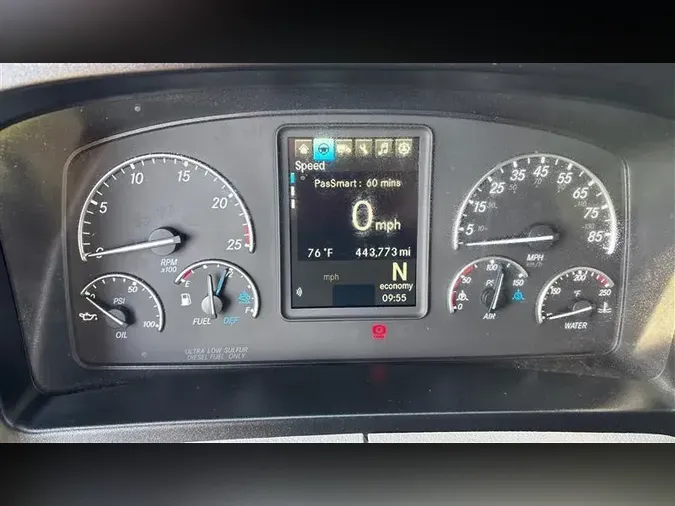 2022 FREIGHTLINER CA126