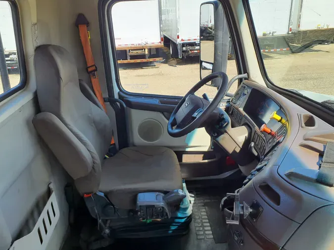 2016 VOLVO VNL42TRACTOR