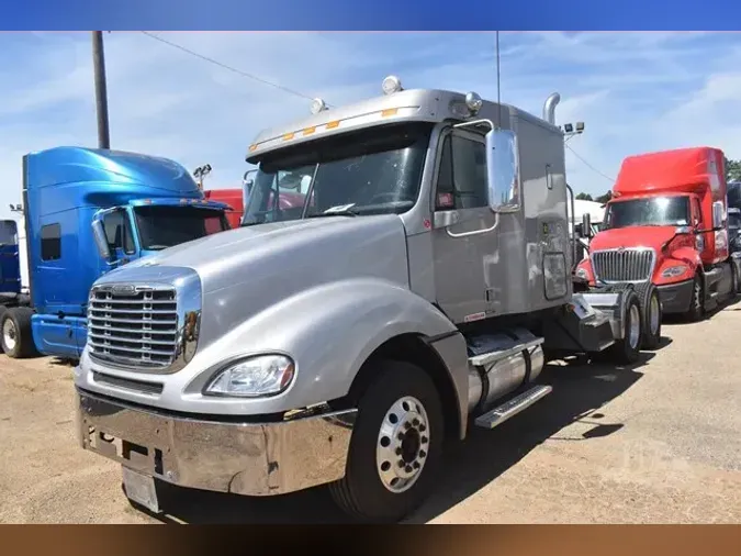 2007 FREIGHTLINER COLUMBIA 120