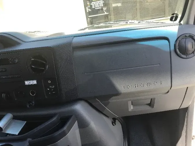 2019 FORD MOTOR COMPANY E350