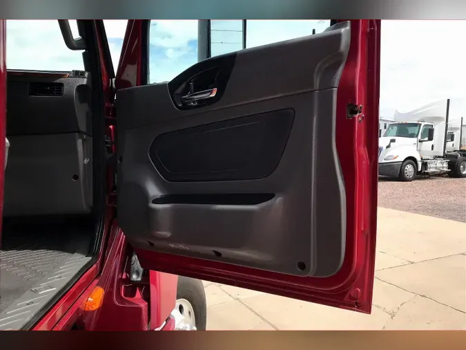2021 INT LT625 6x4