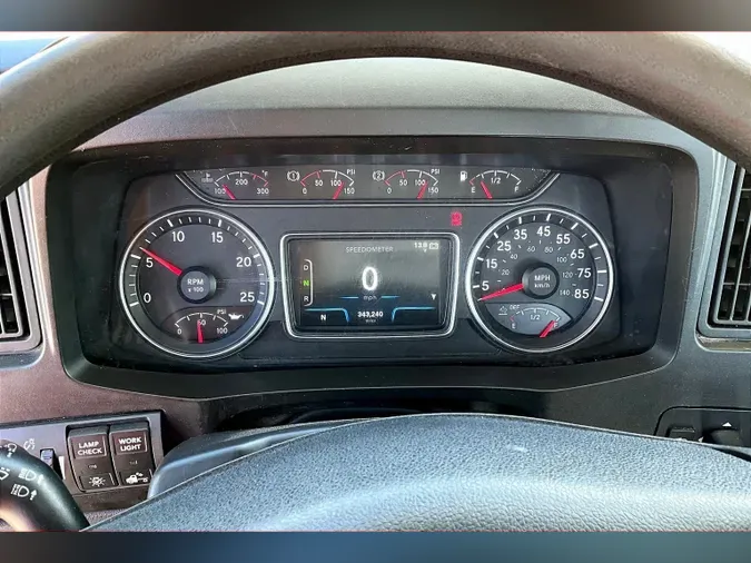 2019 INT LT625 6x4