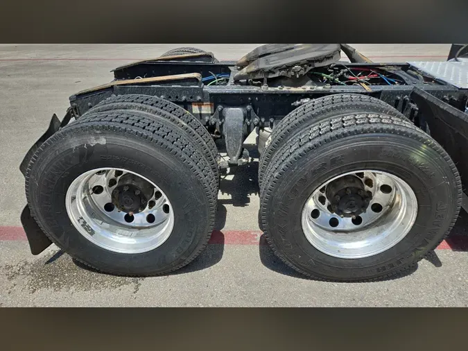 2019 Freightliner Cascadia 126d305a64eb6ae24ab43183c3fcab294b6