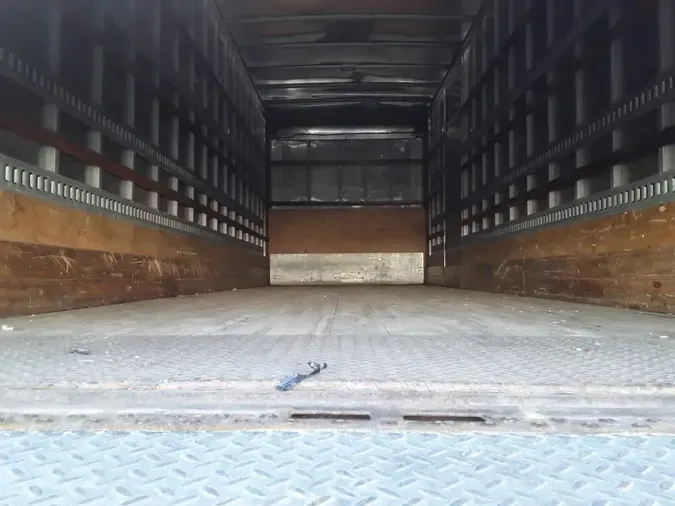 2019 FREIGHTLINER/MERCEDES M2 106