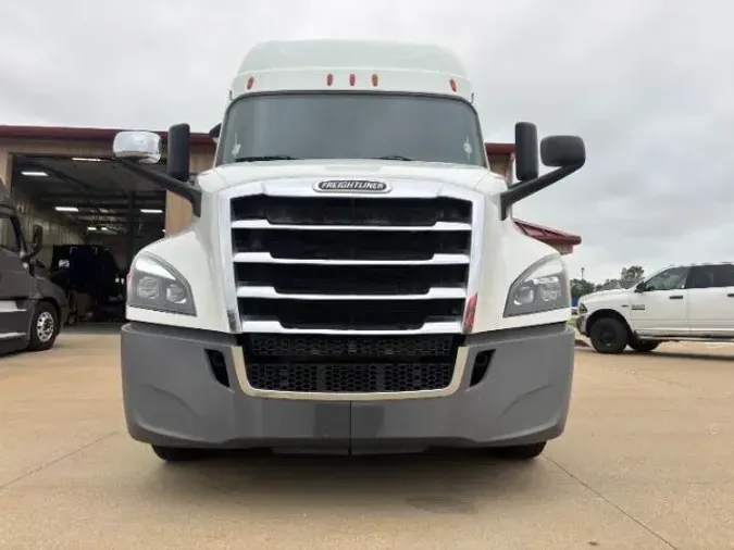 2020 Freightliner New Cascadia 126d309db57948769c3e7071e87f165e81f