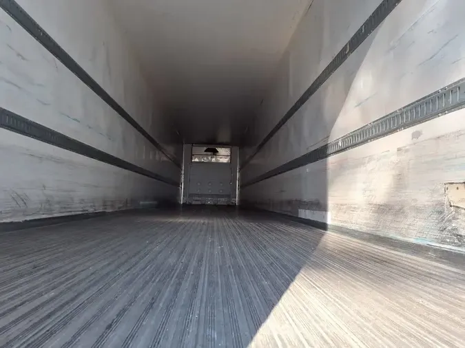 2016 VANGUARD TRAILER CORP R8000B 53/102/162