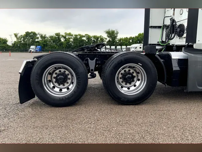 2021 INT LT625 6x4