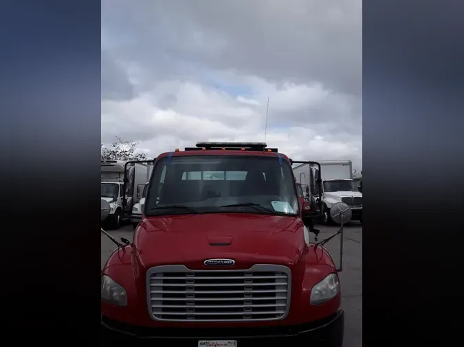 2018 FREIGHTLINER/MERCEDES M2 106