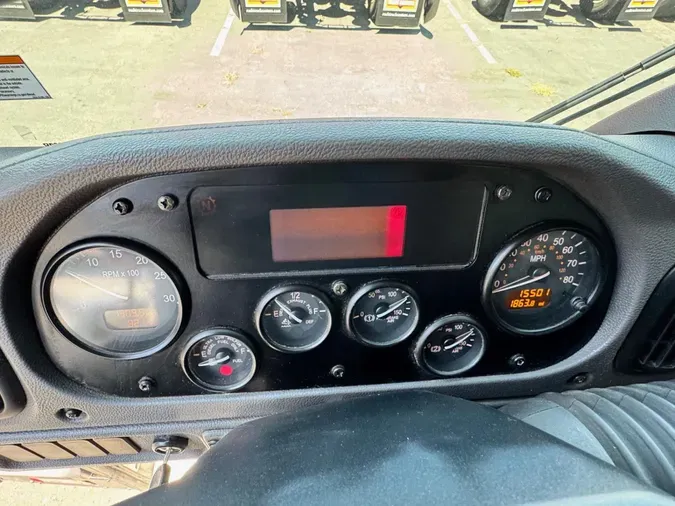 2022 Peterbilt 520