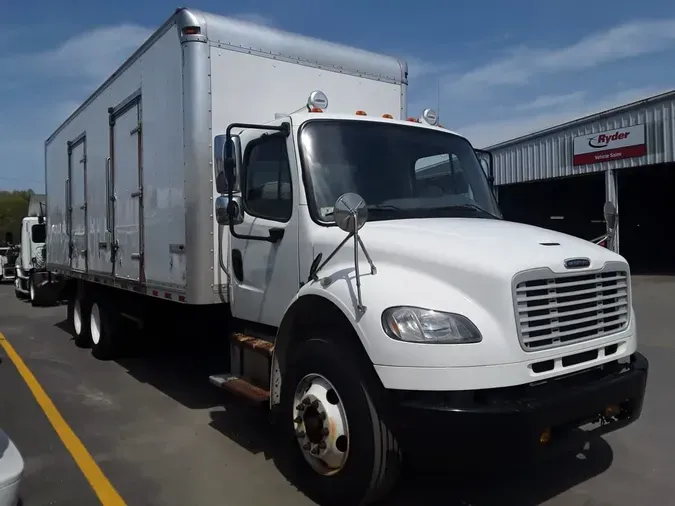 2018 FREIGHTLINER M2 106