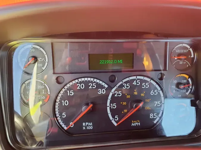 2019 FREIGHTLINER/MERCEDES M2 106