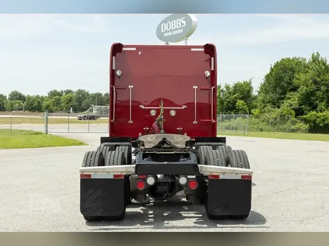 2020 PETERBILT 389