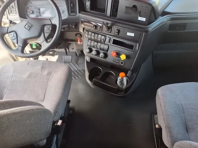 2019 NAVISTAR INTERNATIONAL LT625 SLPR CAB