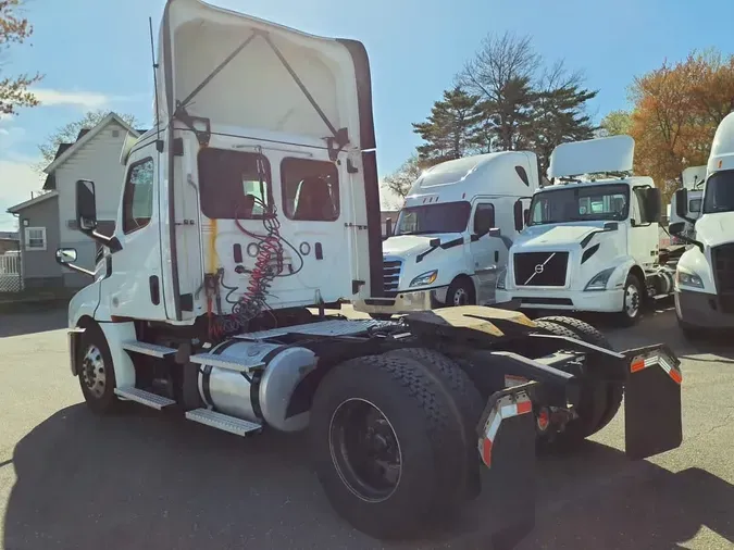2019 FREIGHTLINER/MERCEDES NEW CASCADIA 126