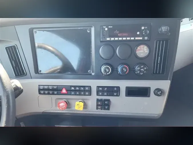 2022 FREIGHTLINER CA126