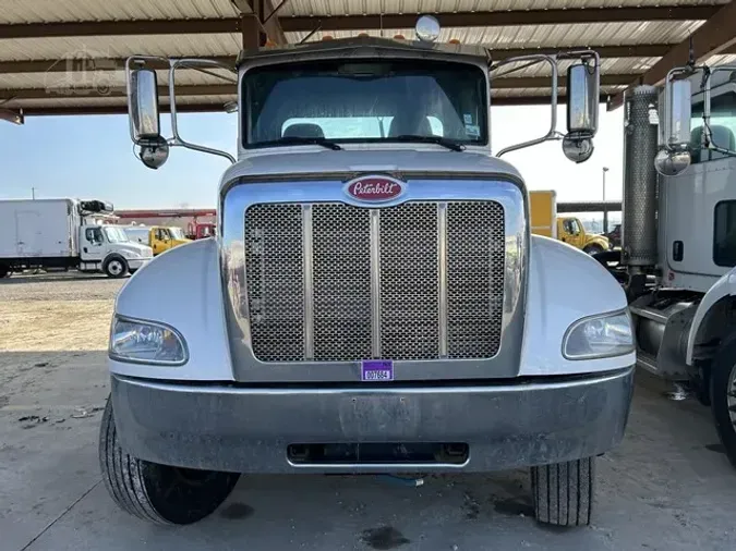 2018 PETERBILT 337