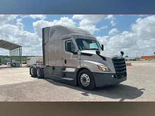2023 Freightliner Cascadia 126