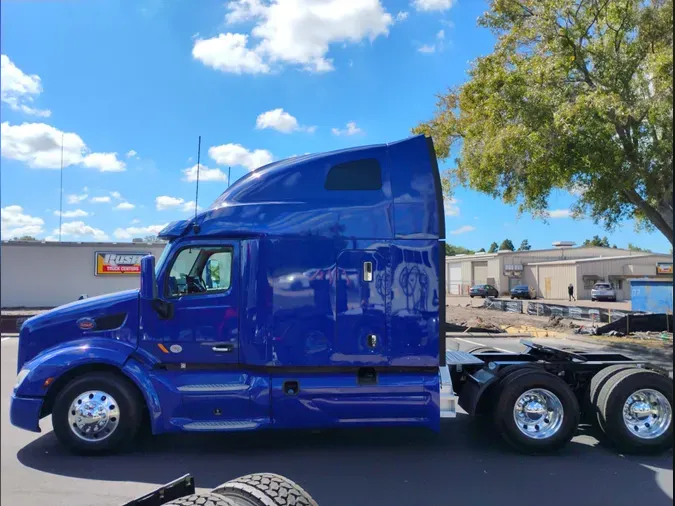 2022 Peterbilt 579