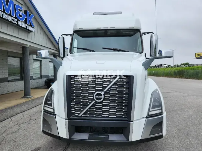 2019 VOLVO VNL64T760