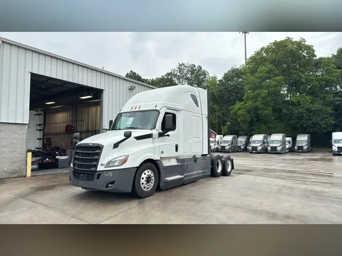 2022 Freightliner Cascadia