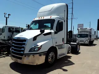 2021 FREIGHTLINER CASCADIA PX11642ST