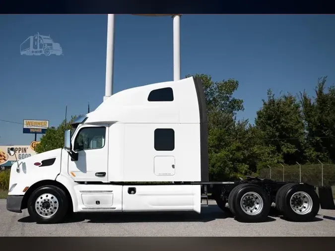 2022 PETERBILT 579